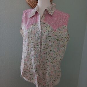 Western Pastel Floral Button Up Sleevless Top